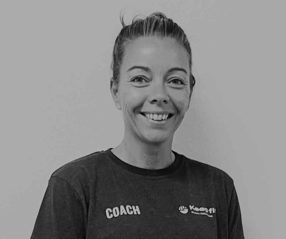 Kvindelig hold coach for Keep Fit ved navn Louise